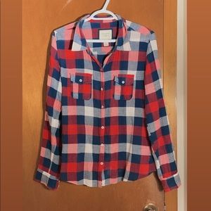 Checkered / plaid button up shirt